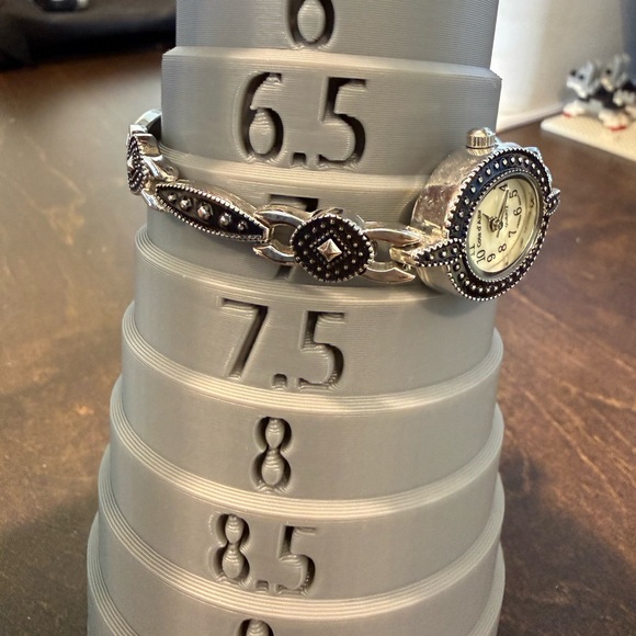 Watch Bundle Relic, Geneva, & Cote d’Azur Silver Tone Bracelet Watches - Picture 6 of 16